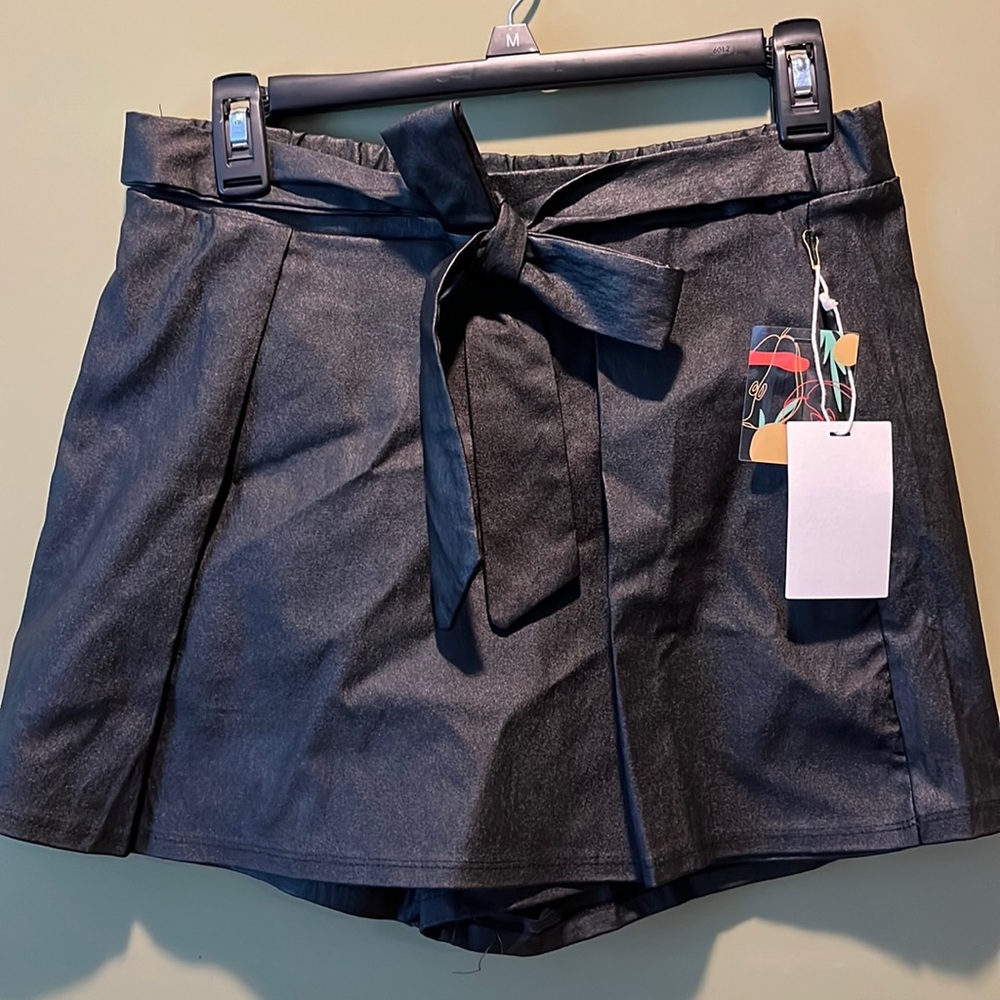 Mele E Pere Shorts